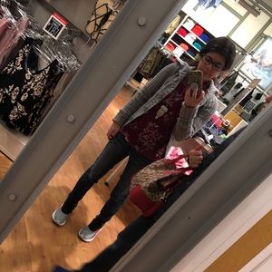 Meet your Posher, Abigail